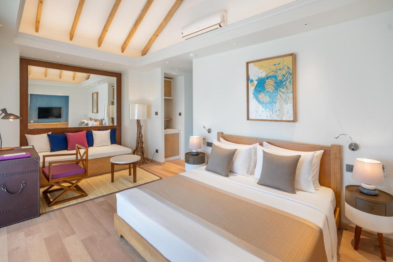 Water Bungalow - Enjoy a Complimentary return speedboat transfers (7+ nights) or 50% off transfers (1–6 nights, up to 2 guests). Valid for stays until 31 Oct 2027