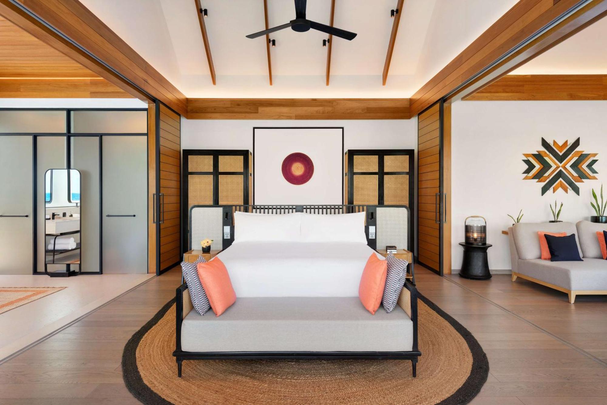 Suite de 1 dormitorio sobre el agua con piscina