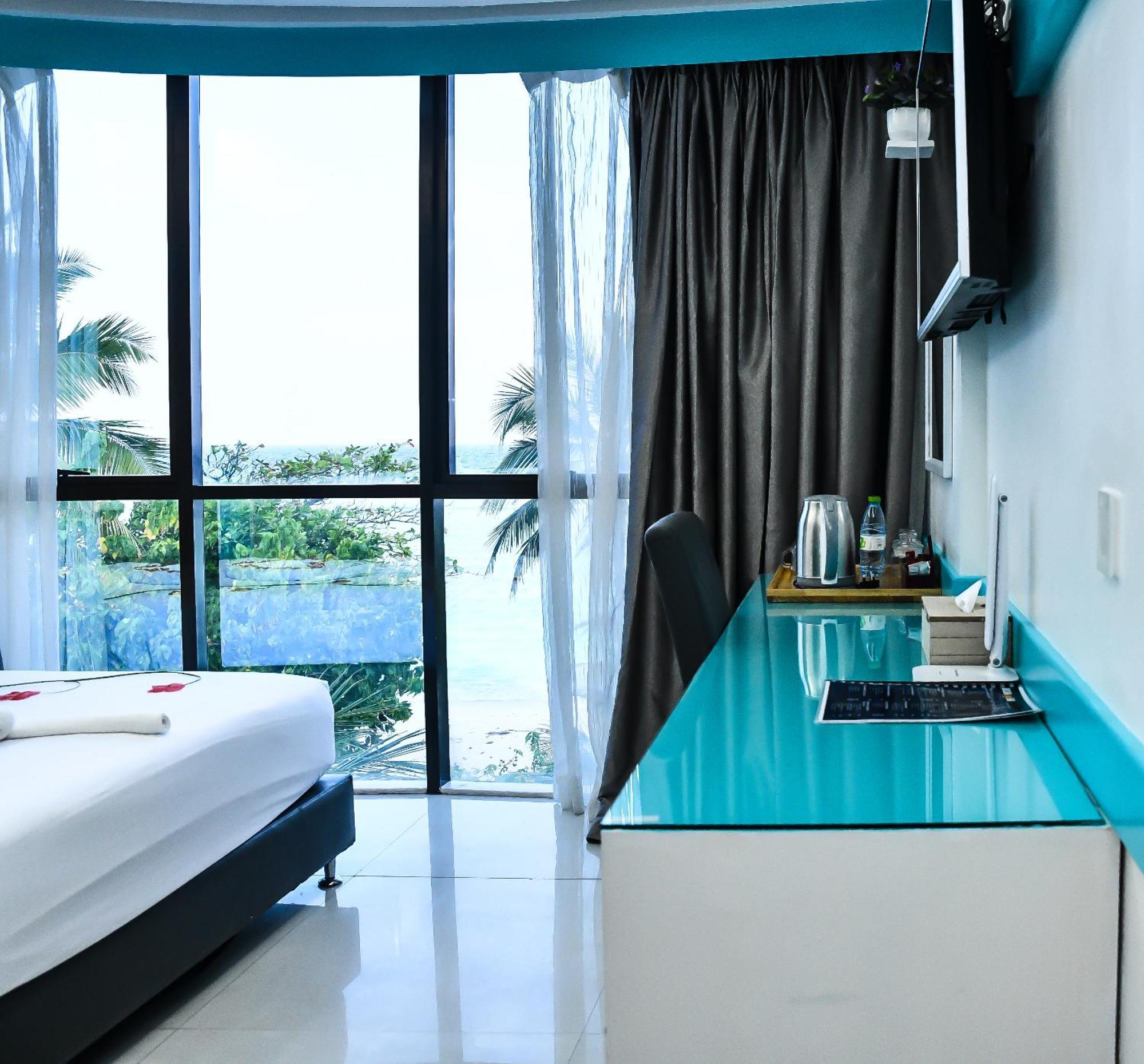 Deluxe Double Room with Sea View