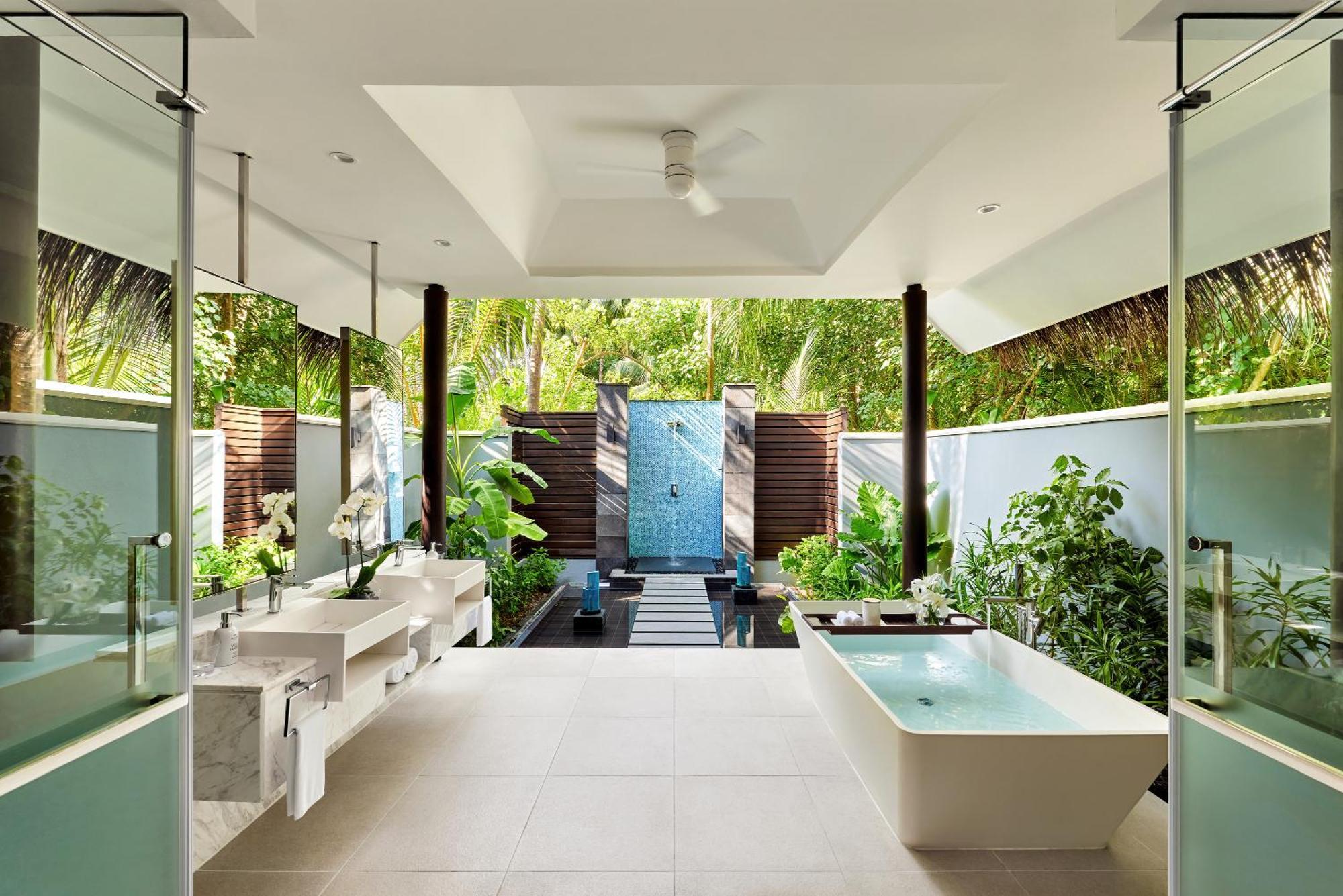 Deluxe Familien-Poolvilla - am Strand
