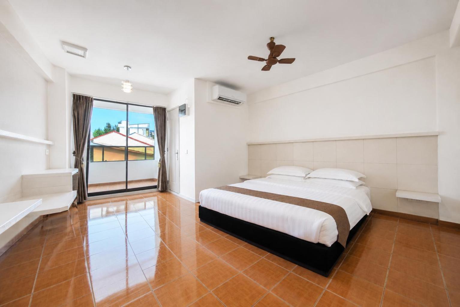 Deluxe Double Room with Balcony