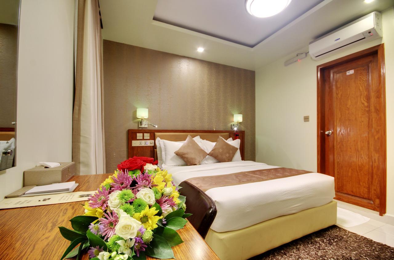 Superior Double Room Return Airport Transfer on Food & Beverage Spa,656123355:JPEG