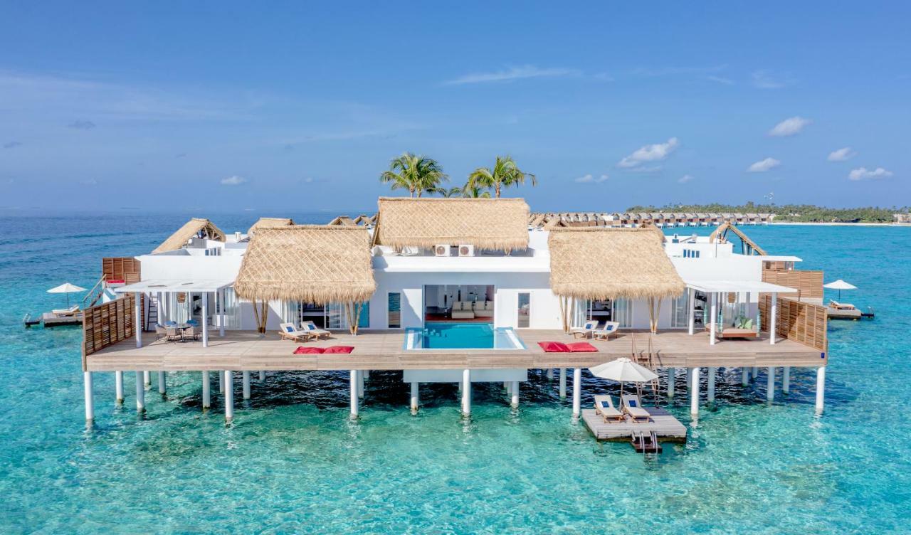 Präsidentenvilla mit 2 Schlafzimmern und Pool – am Wasser