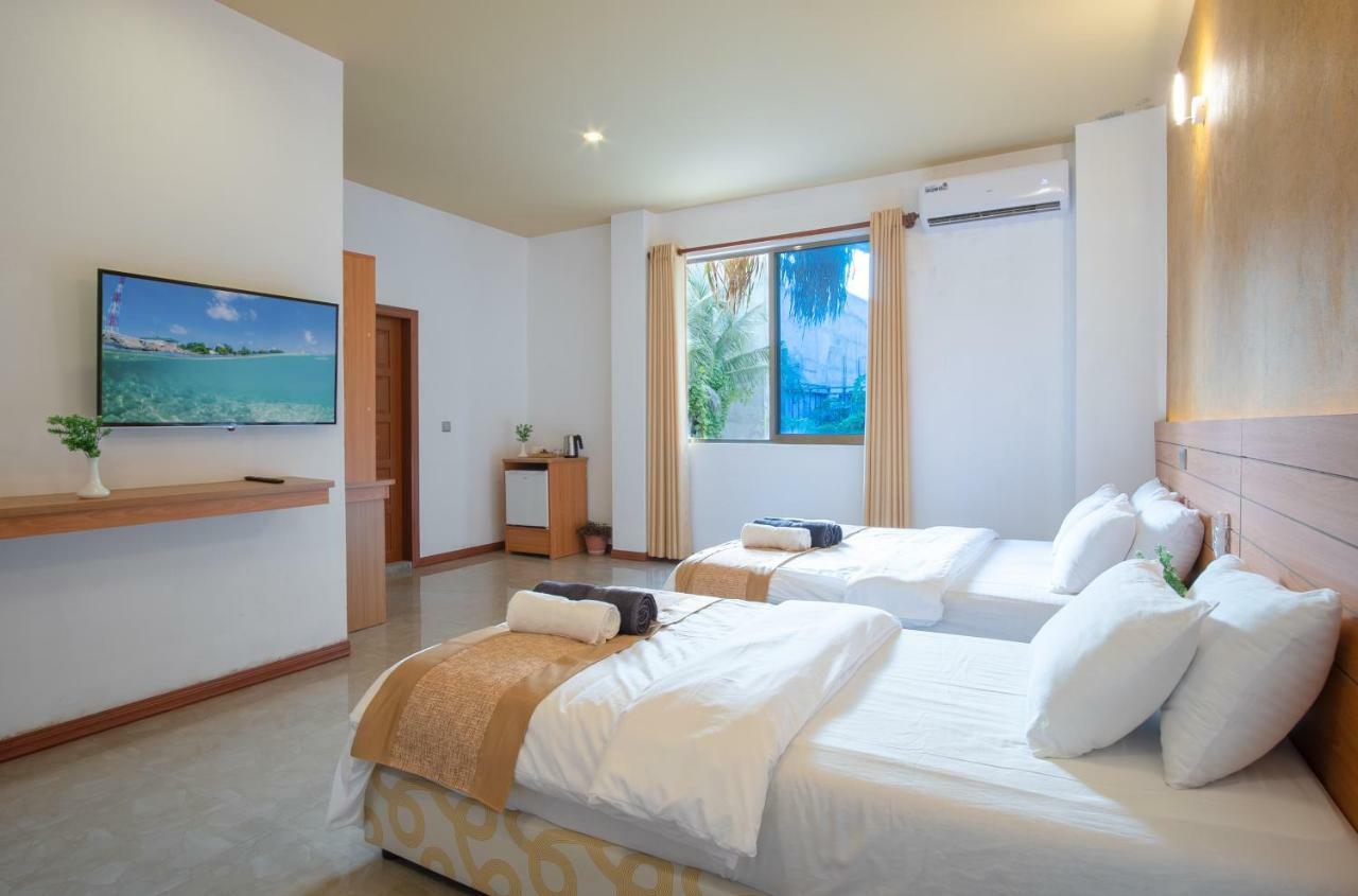 Deluxe Family Room