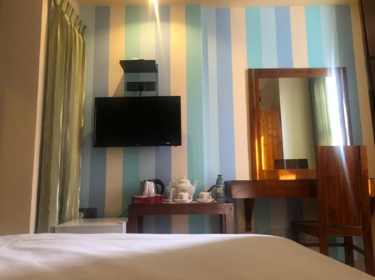 Deluxe Double Room,972832894:JPEG