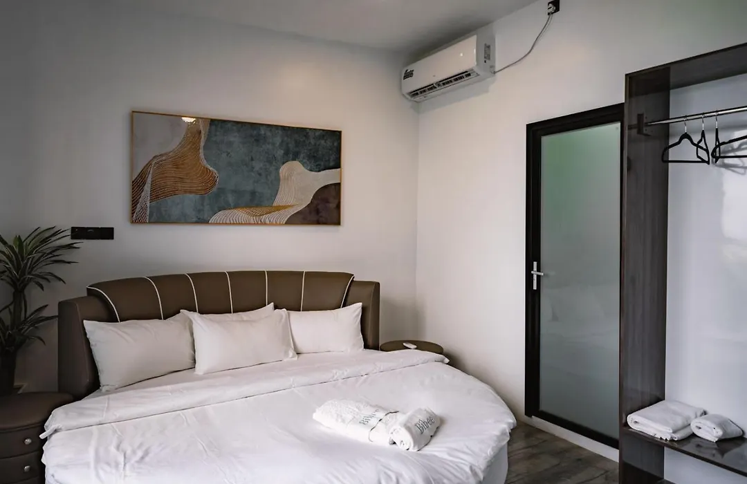 Bibee Maldives-1