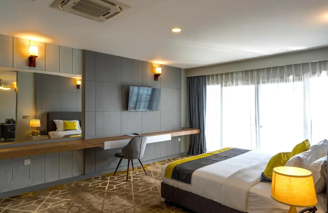 Manhattan Business Hotel, Male-1