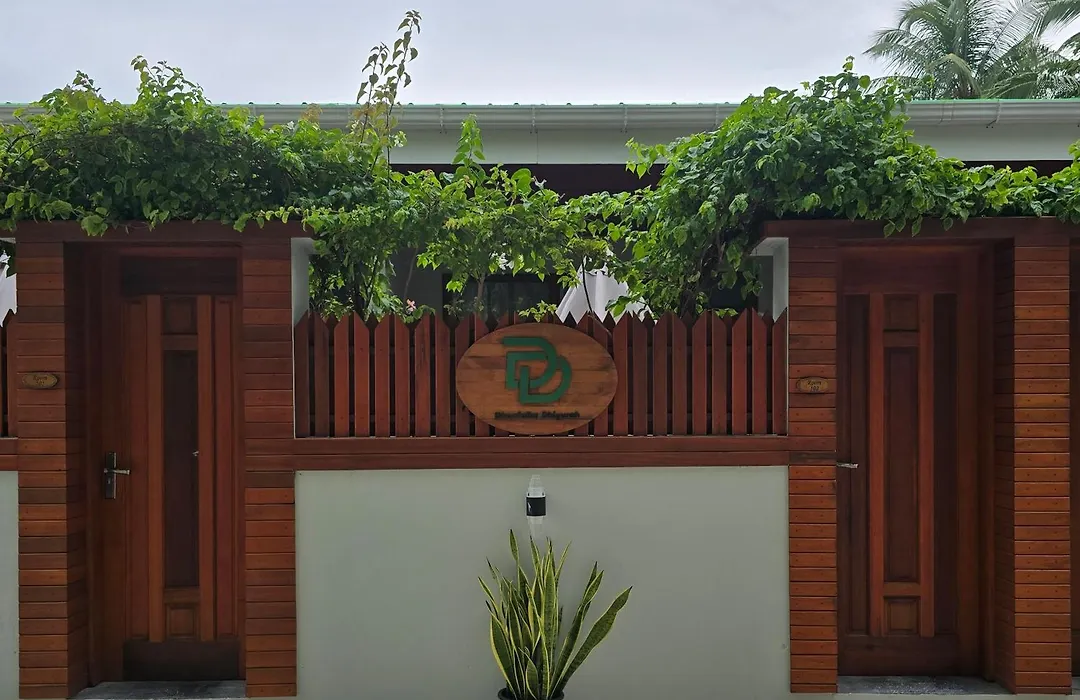 Dhonfalhu Dhigurah-1