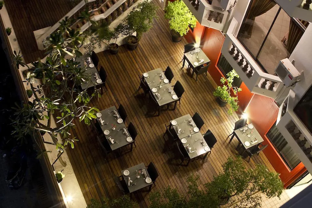 Kam Hotel-1