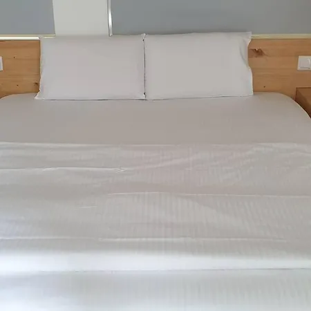 Private Boutique Apartment With All Amenities-3