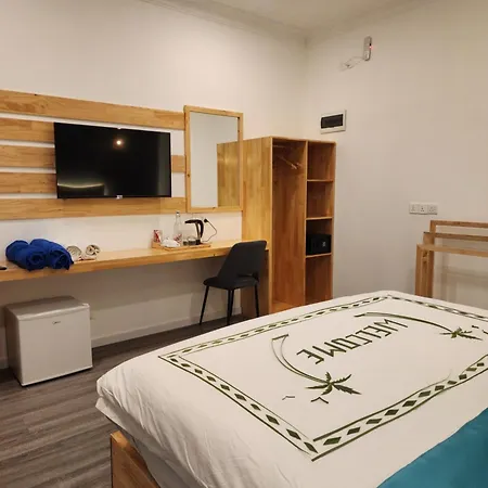 Dhigurah Beach Inn-3