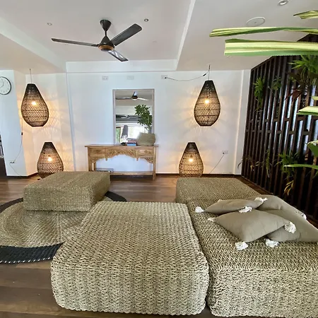 Canopus Retreat Thulusdhoo-3
