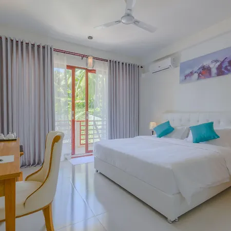 White Sand Dhigurah-3
