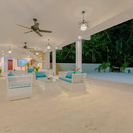 White Sand Dhigurah-2