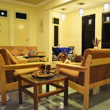 Dhonveli View Guest House-2