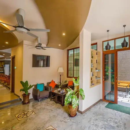 Triton Beach Hotel & Spa-3