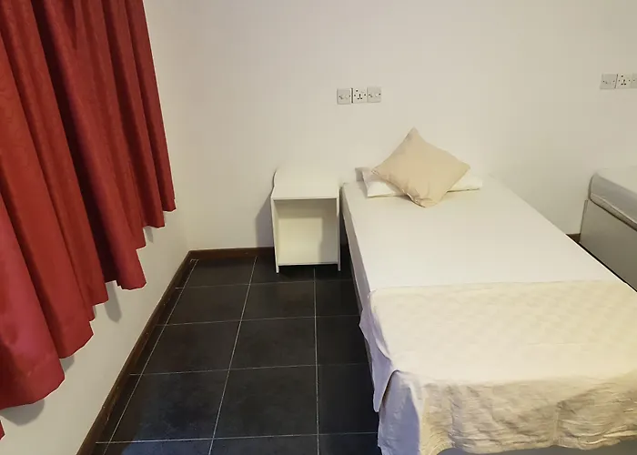 Surf Deck Hotel Thulusdhoo