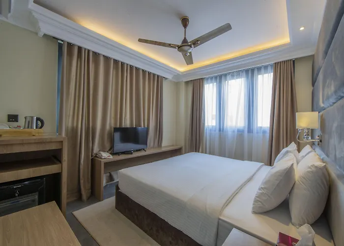 Coral Grand Beach & Spa Malé