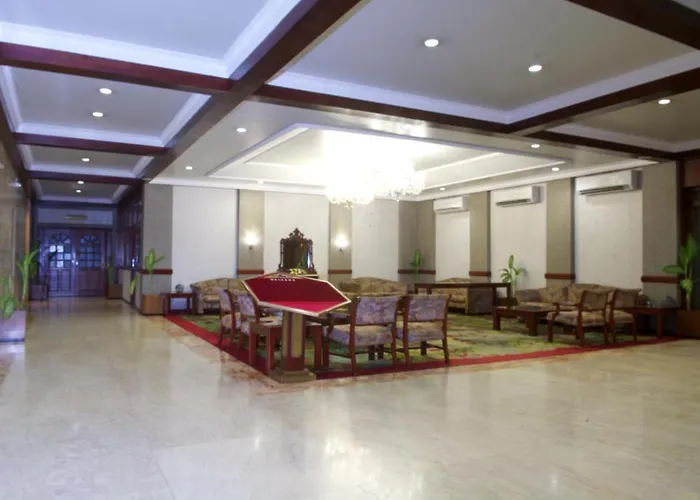 Nasandhura Palace Hotel Malé